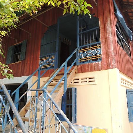 Meas Family Homestay Angk Ta Saom Exteriör bild