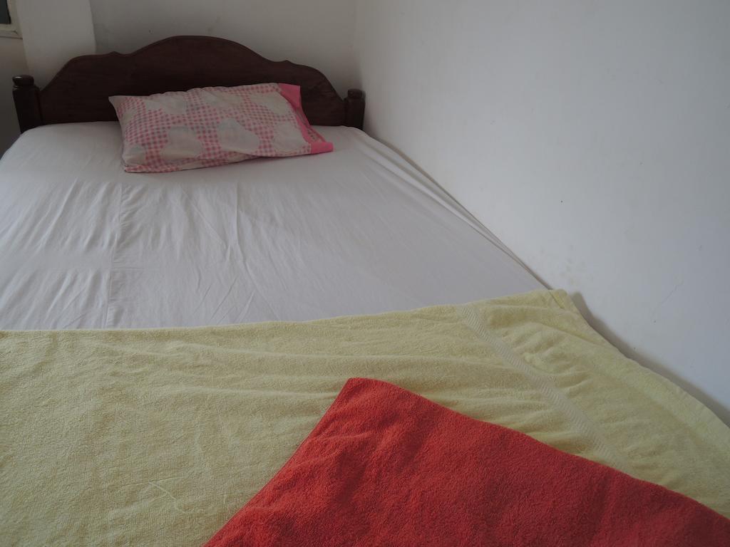 Meas Family Homestay Angk Ta Saom Rum bild